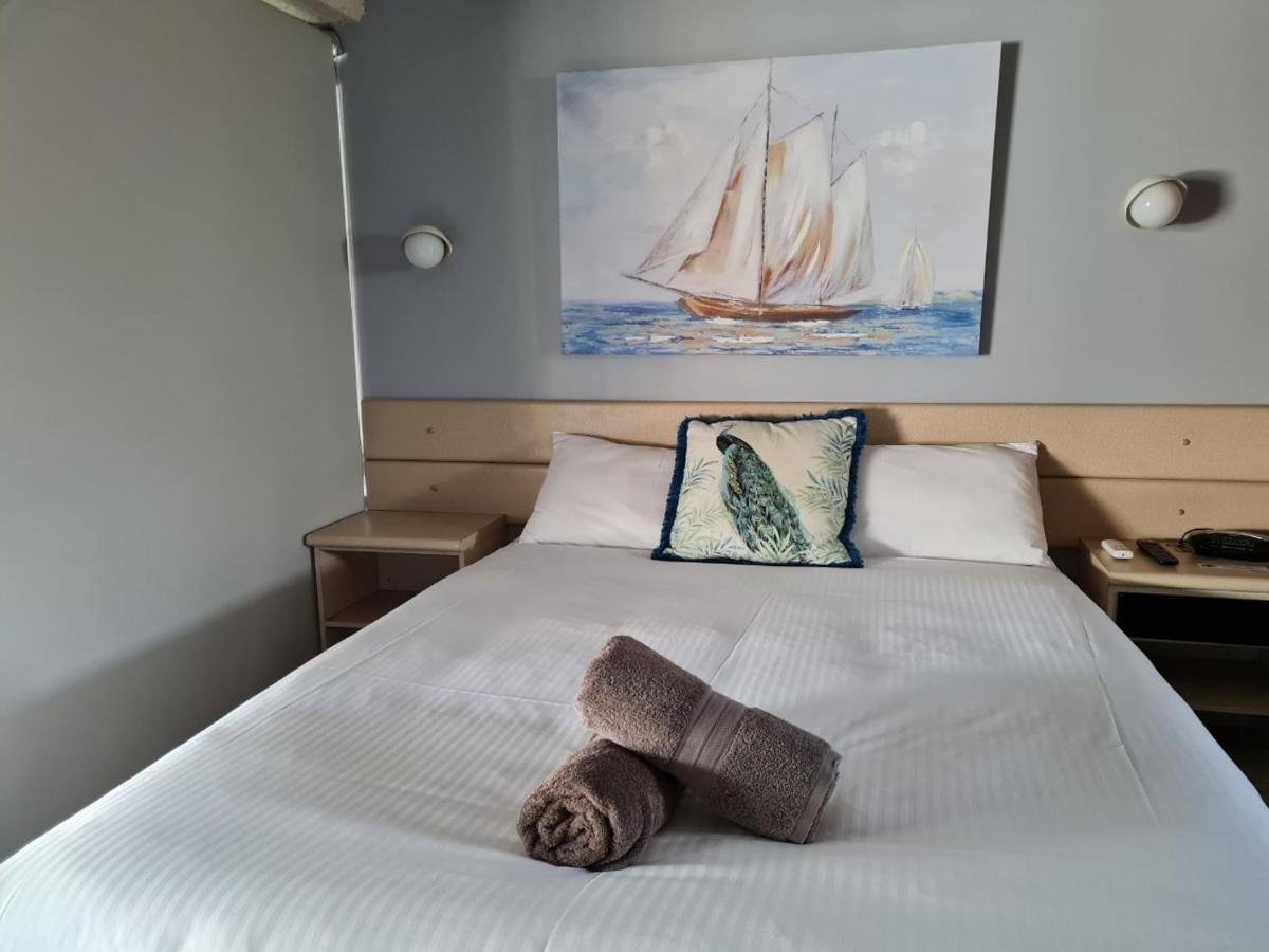 Rockhampton Court Motor Inn Zewnętrze zdjęcie