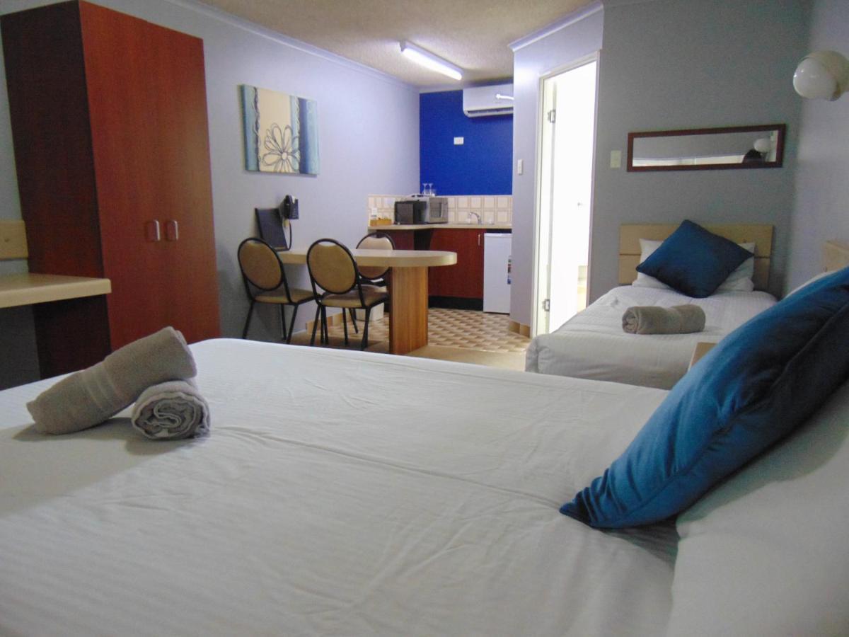 Rockhampton Court Motor Inn Zewnętrze zdjęcie