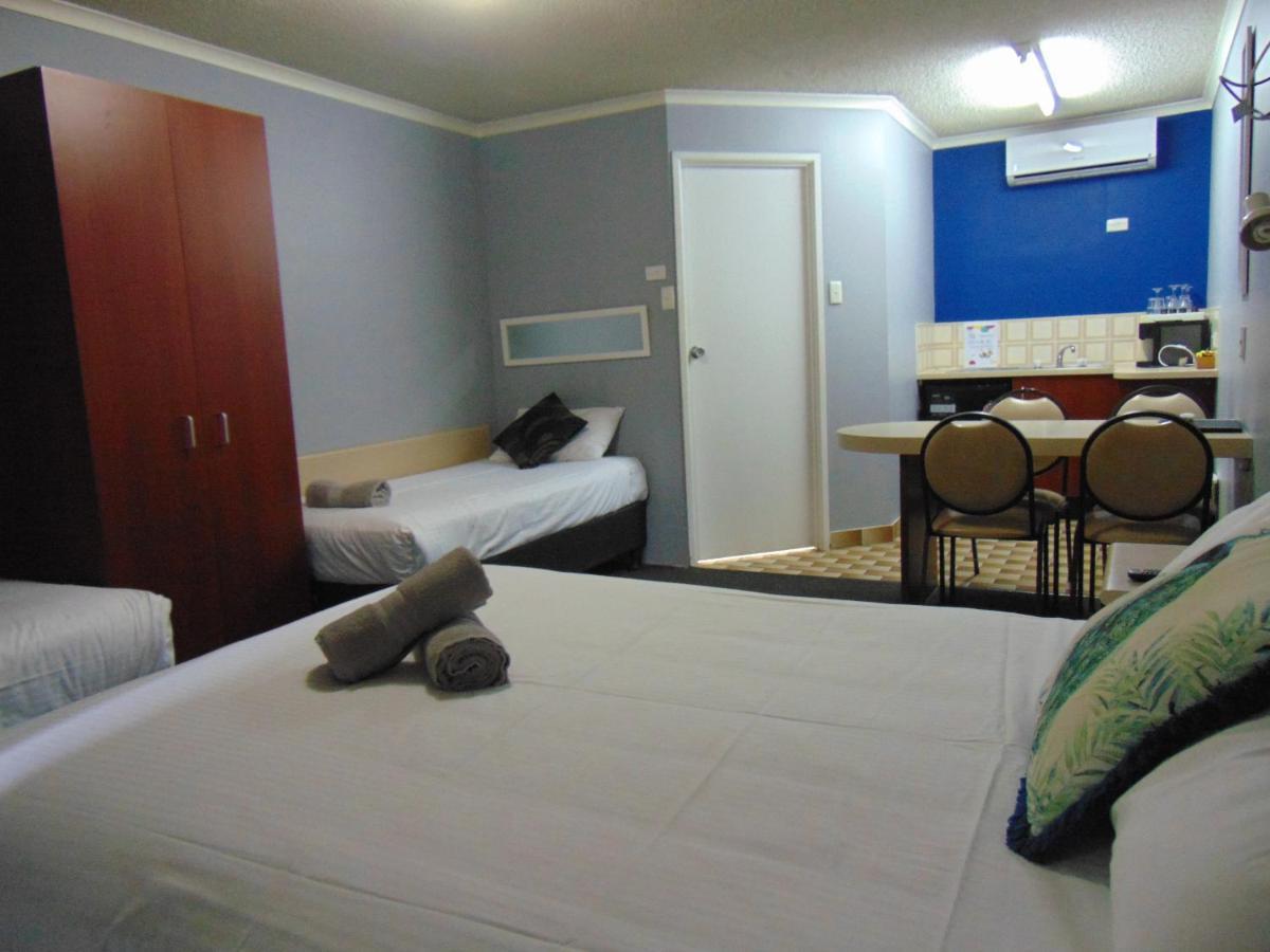 Rockhampton Court Motor Inn Zewnętrze zdjęcie
