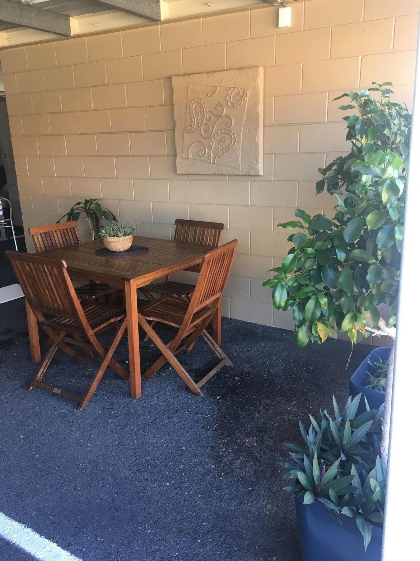 Rockhampton Court Motor Inn Zewnętrze zdjęcie