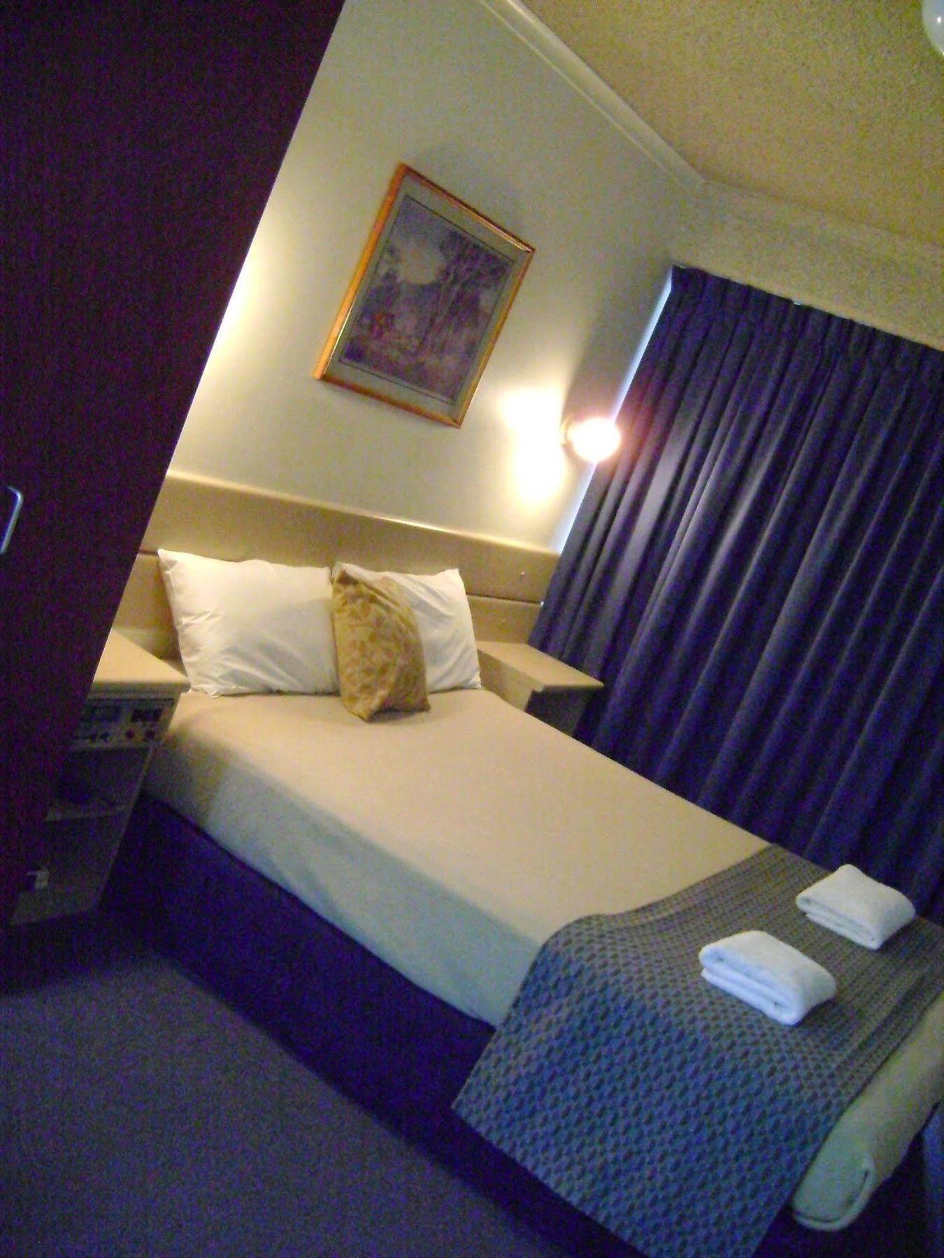 Rockhampton Court Motor Inn Zewnętrze zdjęcie